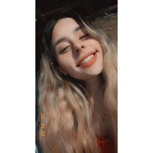 Meet your Posher, Lianna